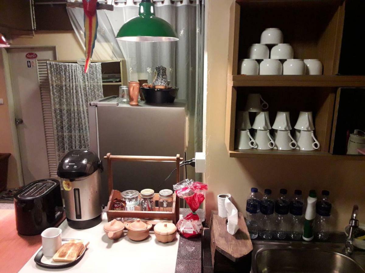 Ruan Ben Ja Don Mueang,Bangkok Hostel Dış mekan fotoğraf