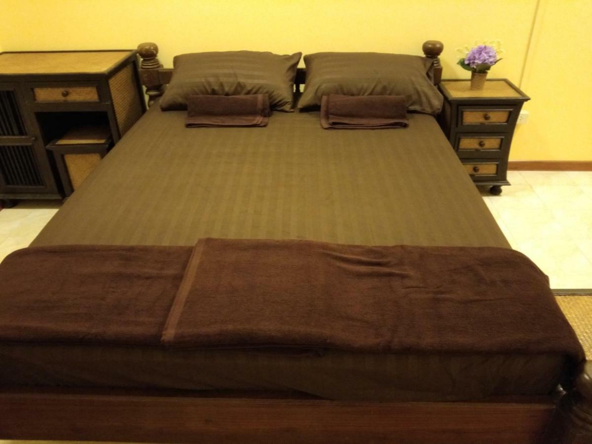 Ruan Ben Ja Don Mueang,Bangkok Hostel Dış mekan fotoğraf