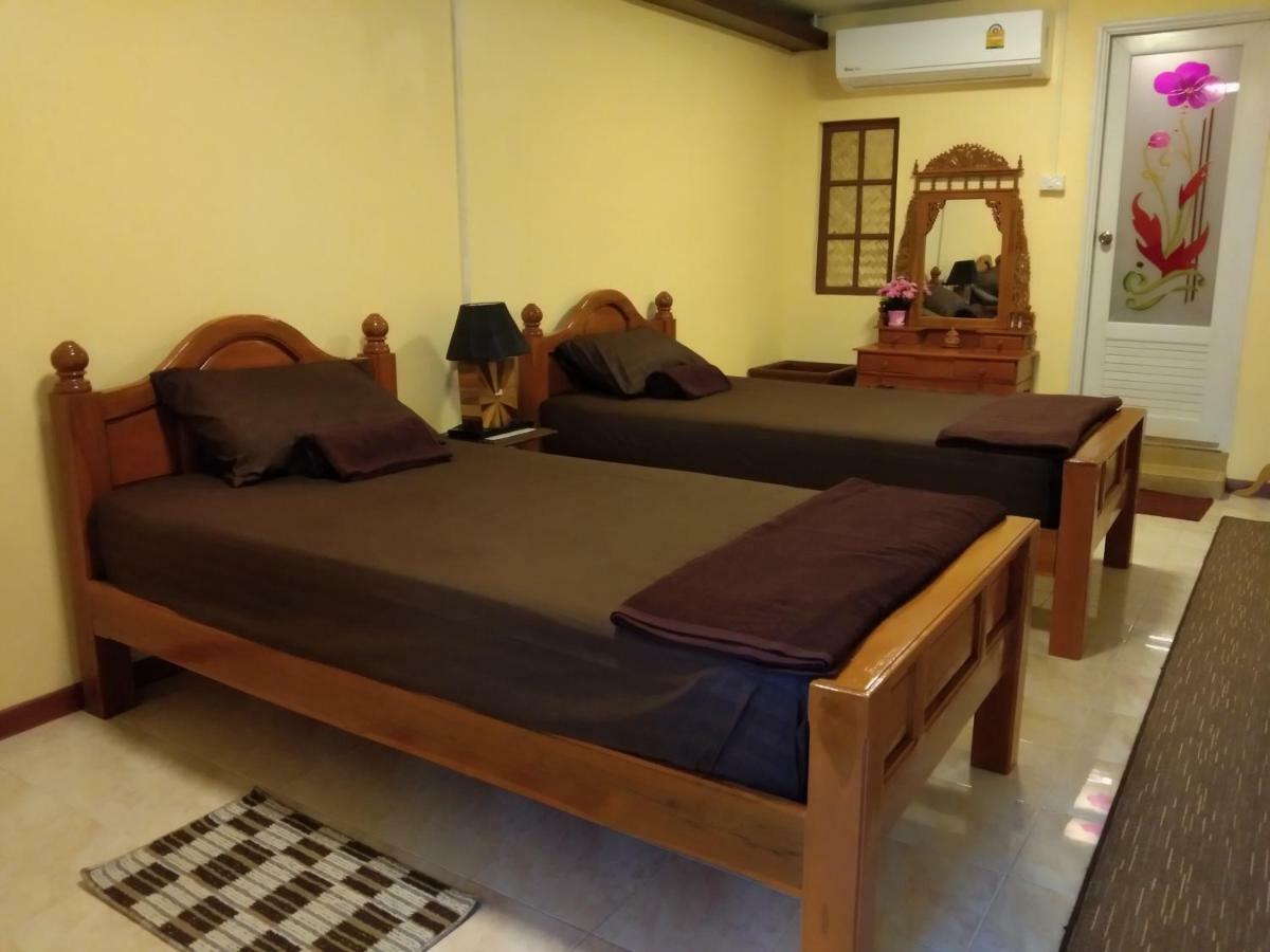 Ruan Ben Ja Don Mueang,Bangkok Hostel Dış mekan fotoğraf